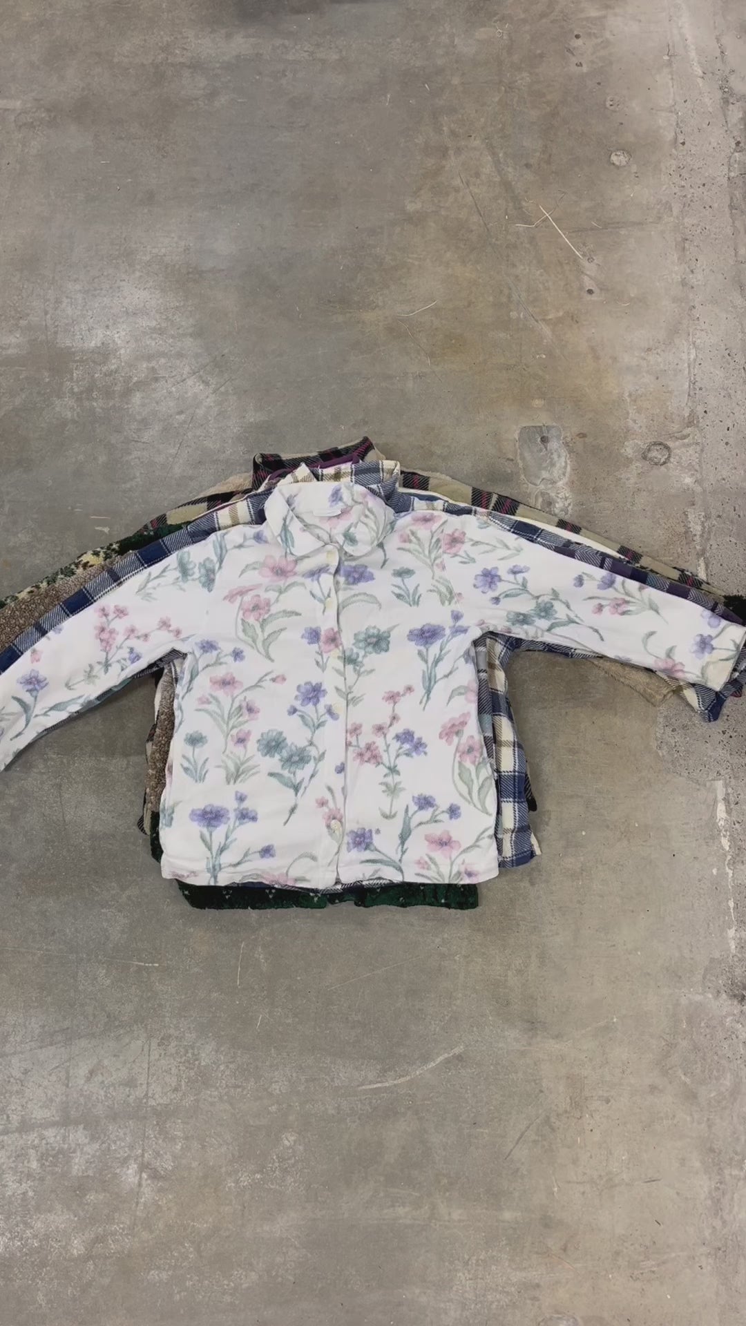 Collection of 50X CRAZY COLOUR FLEECES in a gallery layout